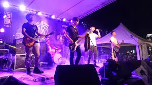 band stage 2